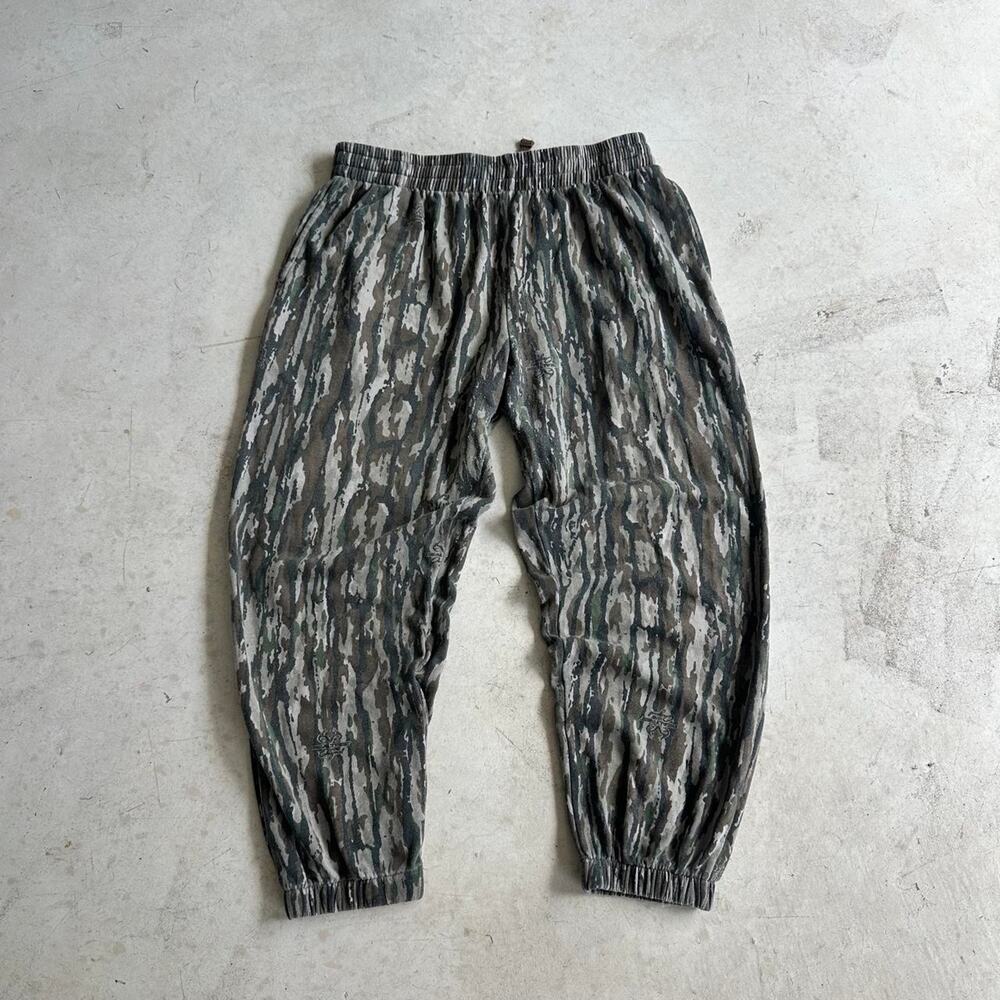 Vintage Y2K Realtree Camo Sweatpants Size XL